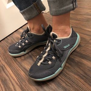 Teva light weight tennis shoes-women’s, size 9